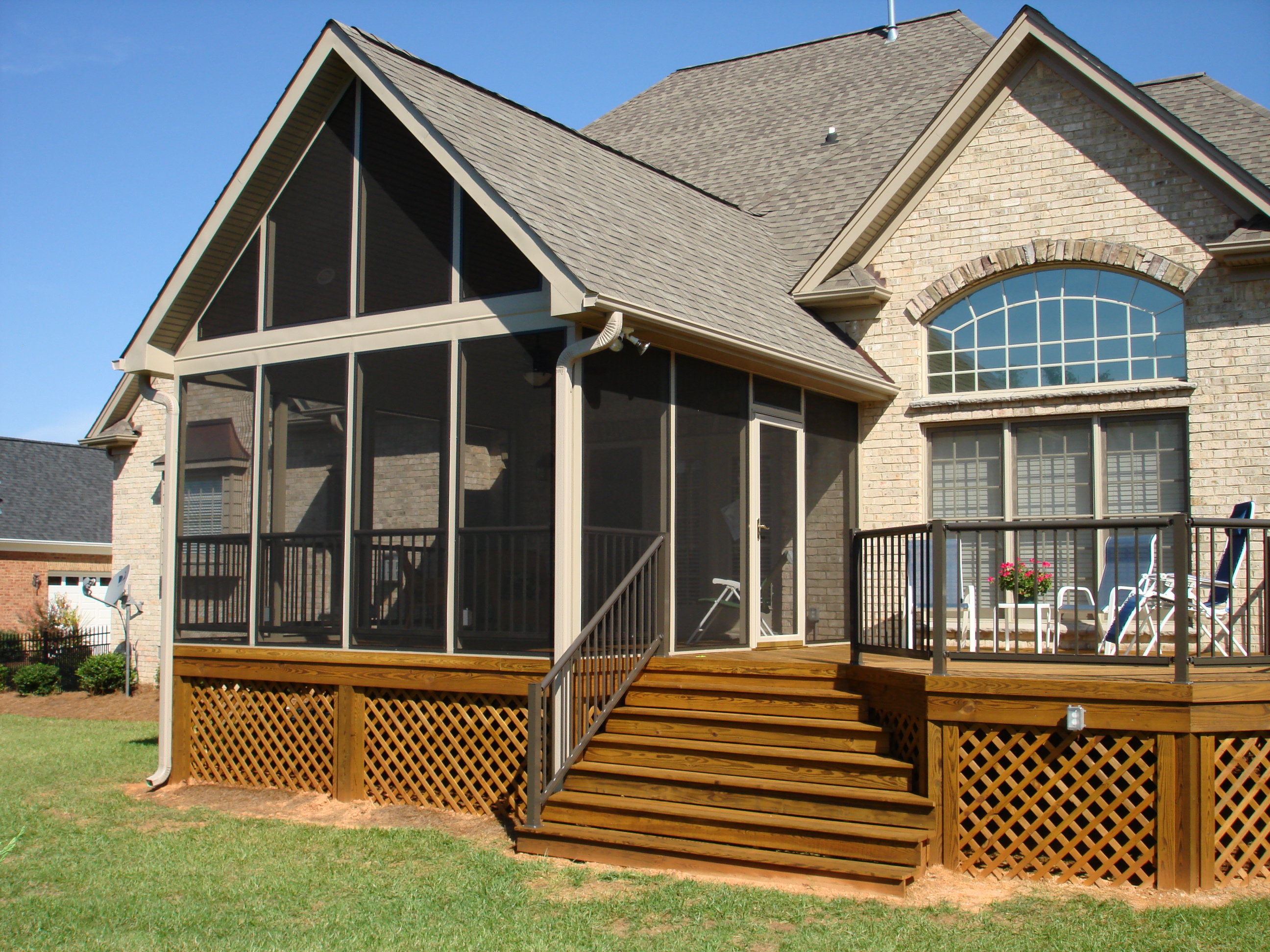 Top 5 Reasons to Build a Screened Porch in 2010 